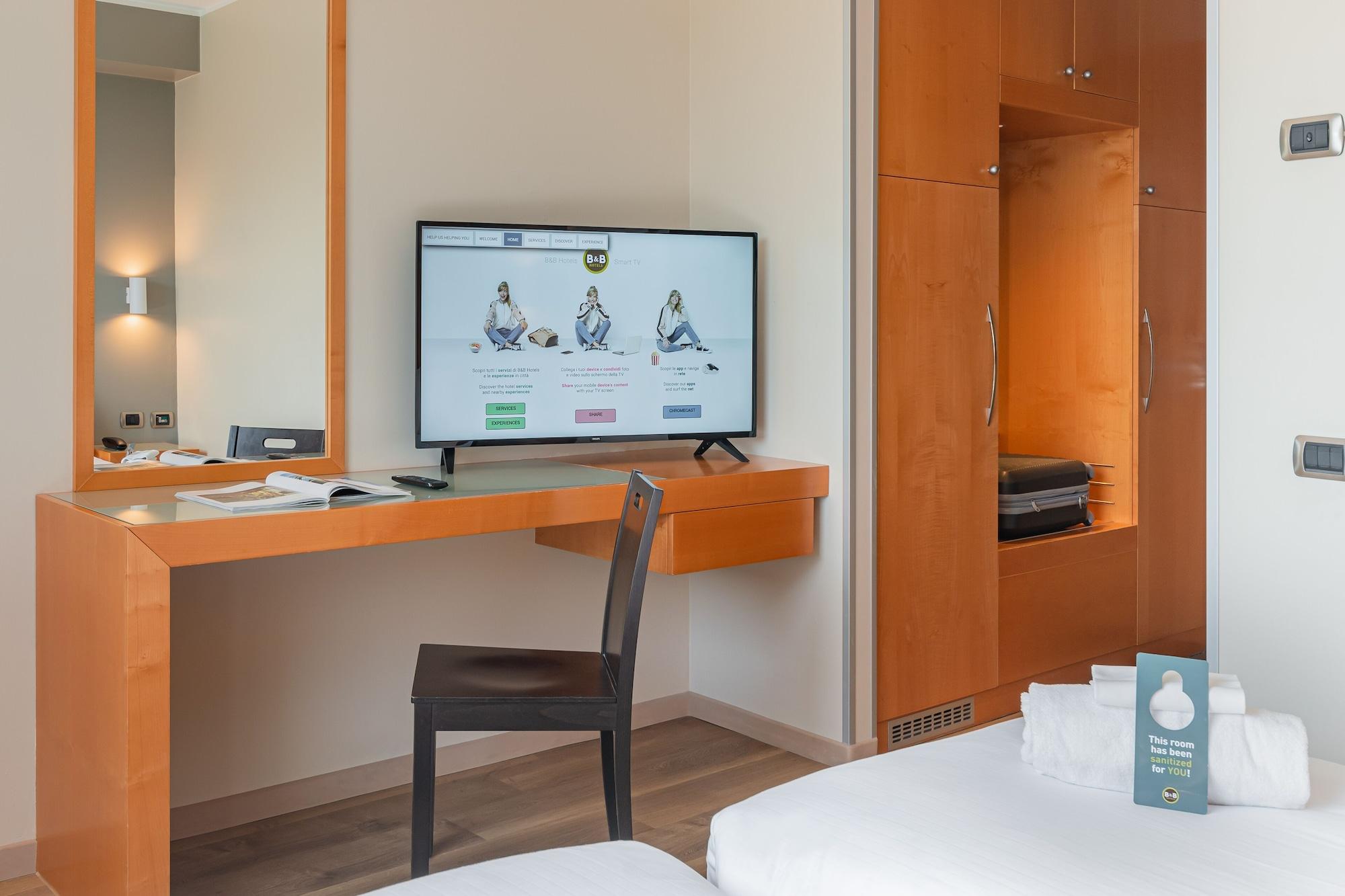 B&B Hotel Pisa Airport Bagian luar foto