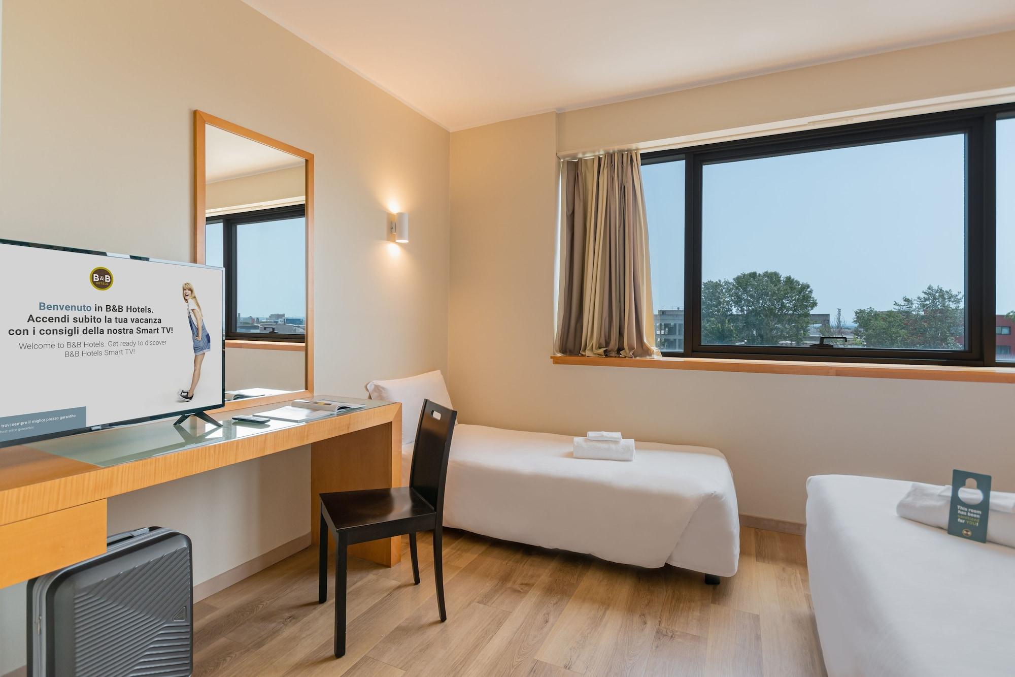 B&B Hotel Pisa Airport Bagian luar foto