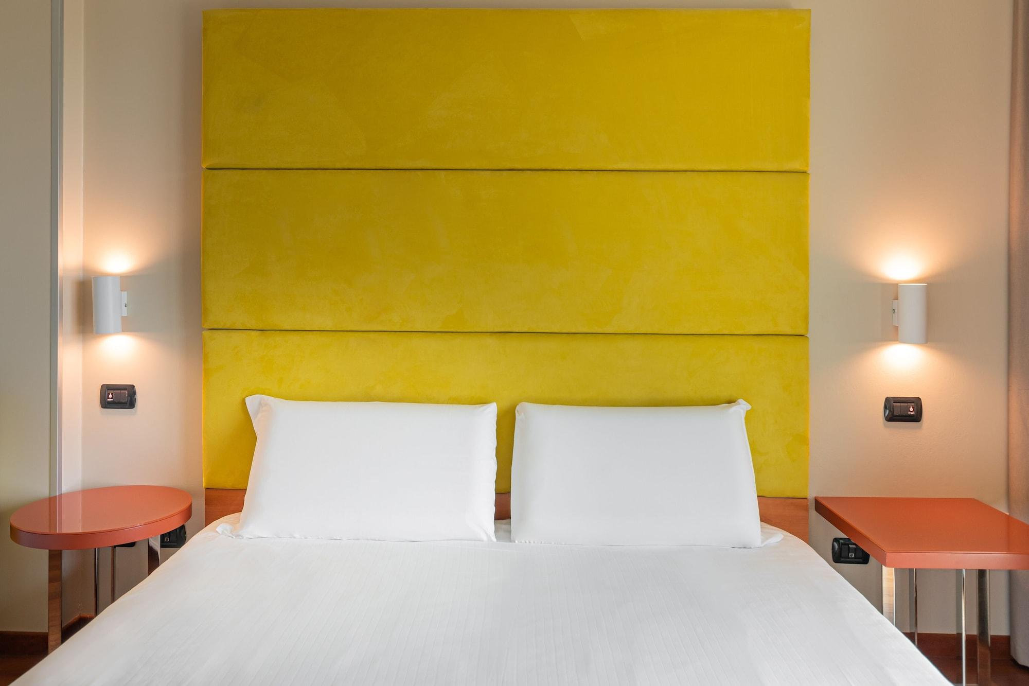 B&B Hotel Pisa Airport Bagian luar foto