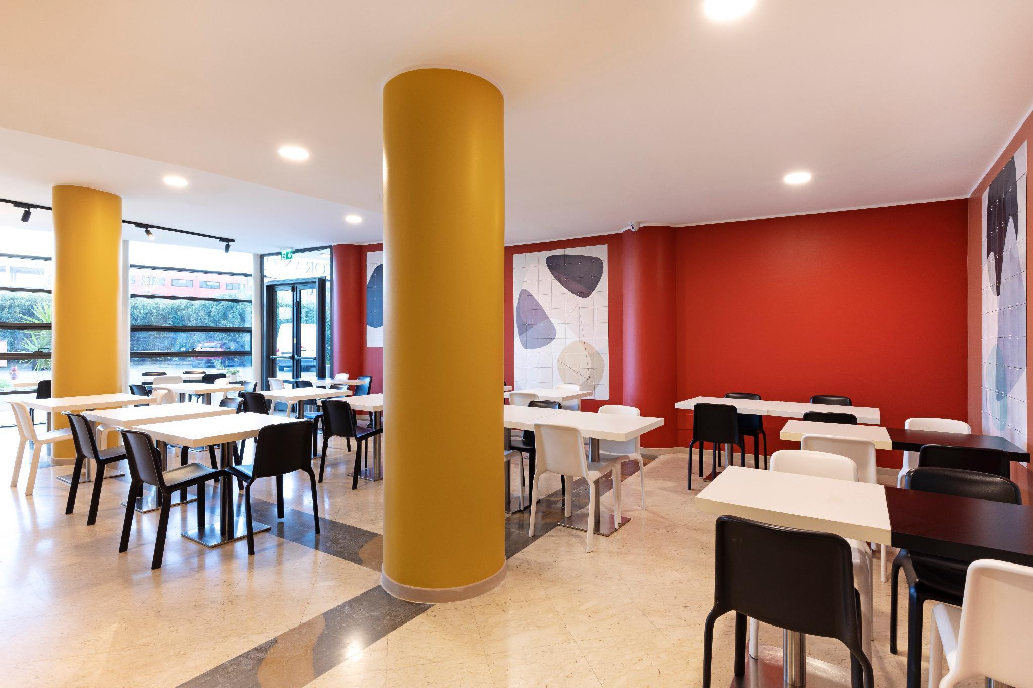 B&B Hotel Pisa Airport Bagian luar foto