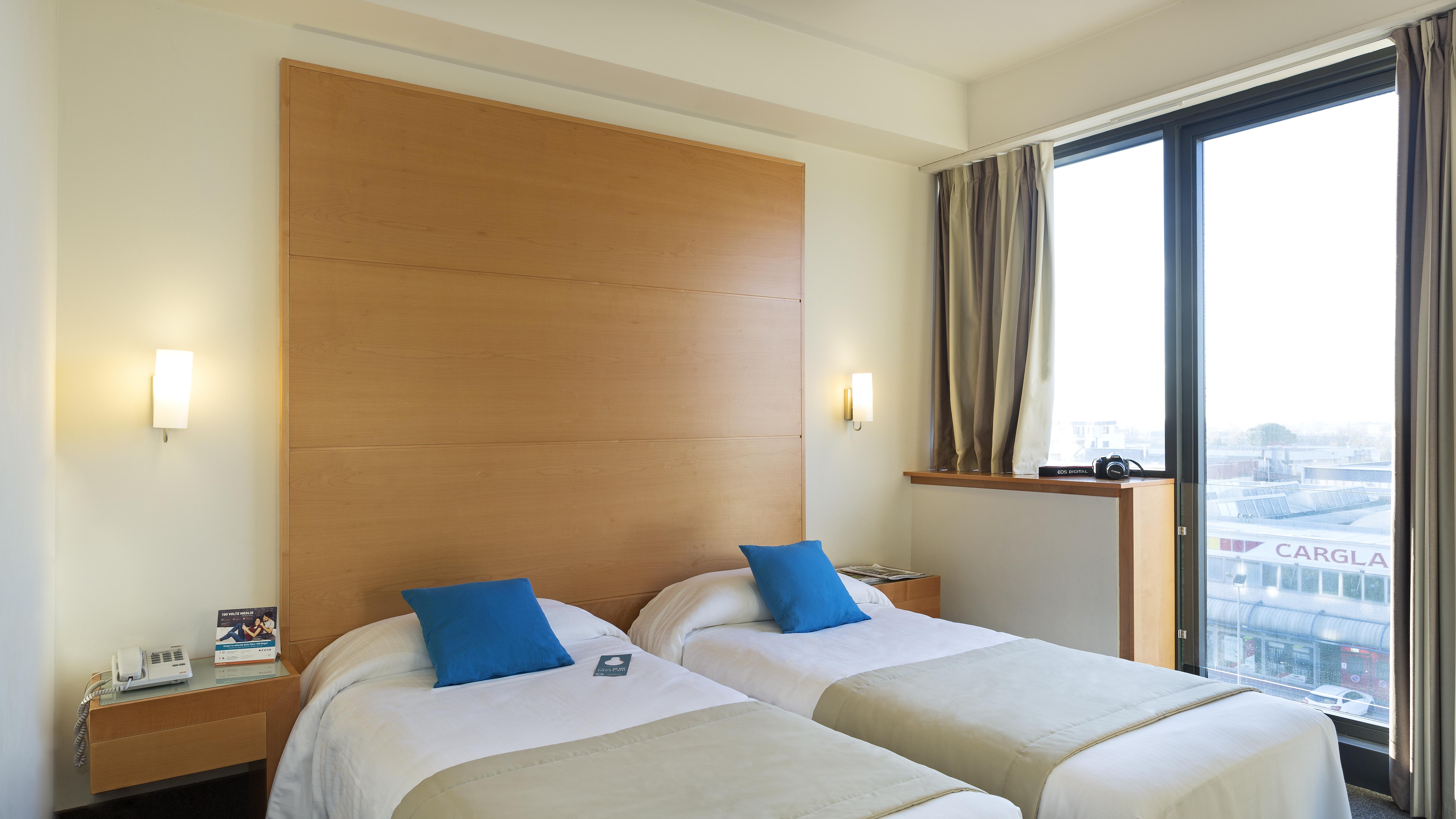 B&B Hotel Pisa Airport Bagian luar foto