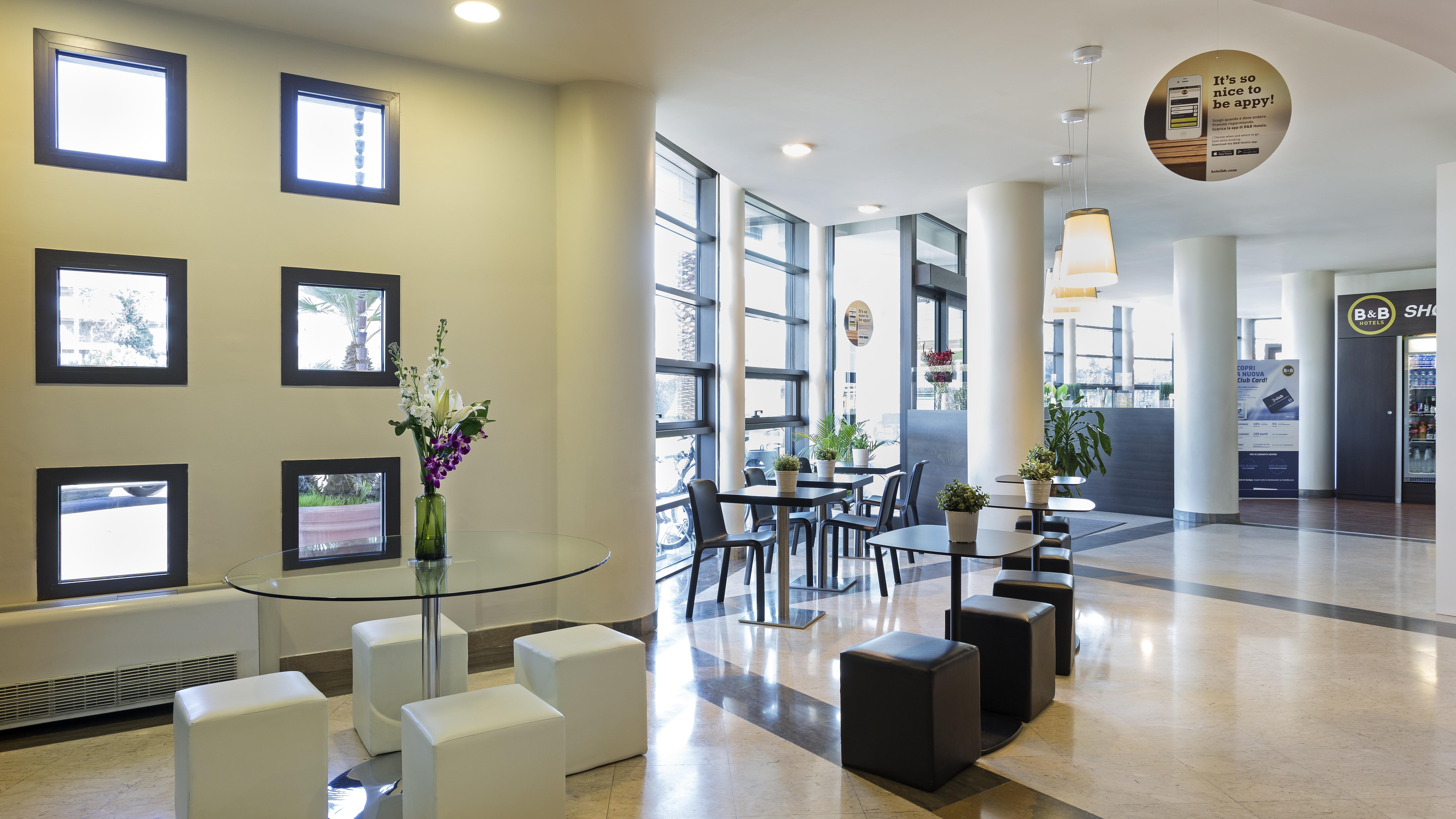 B&B Hotel Pisa Airport Bagian luar foto
