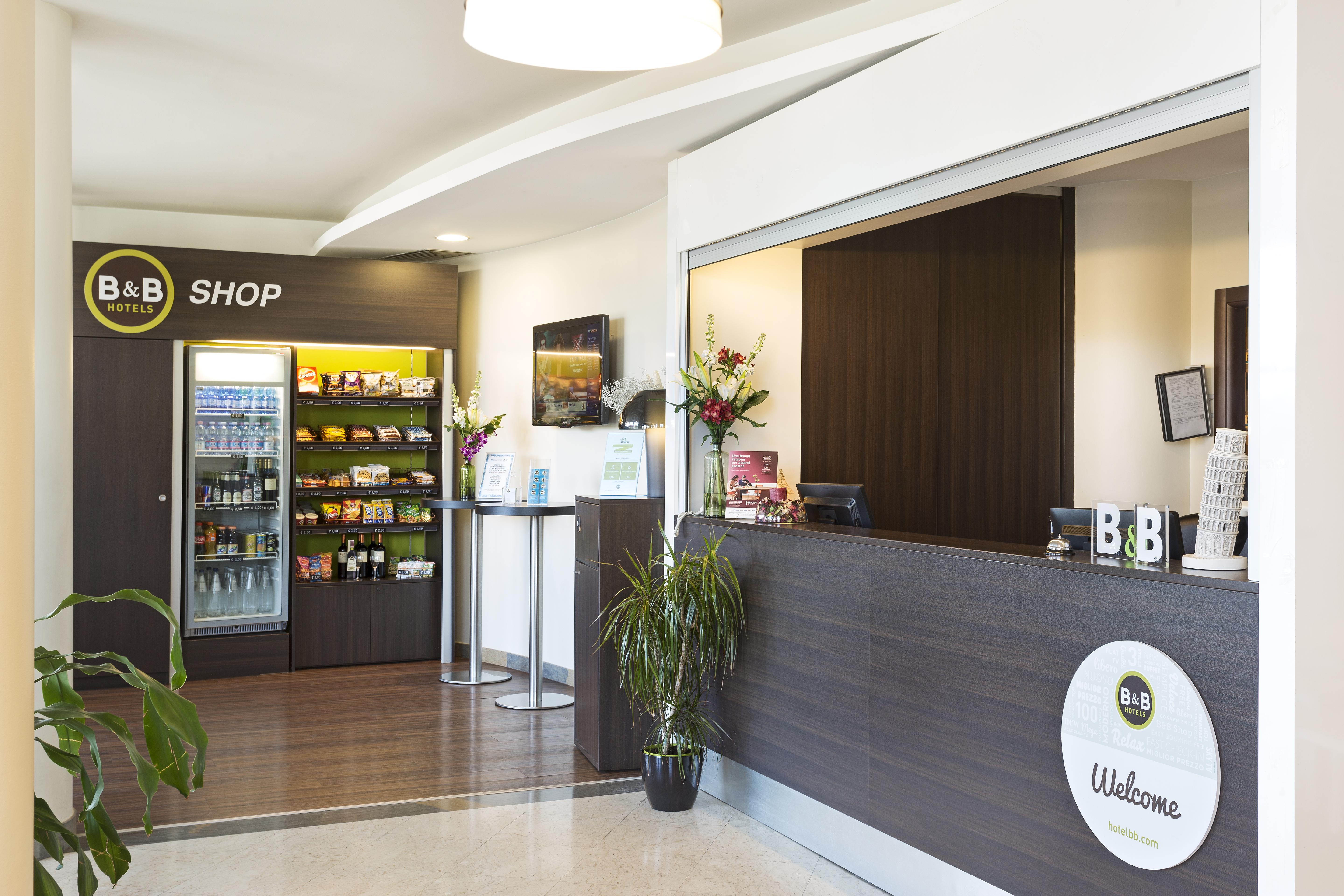 B&B Hotel Pisa Airport Bagian luar foto