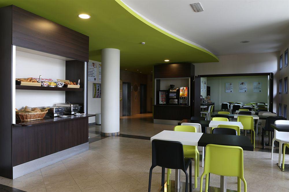 B&B Hotel Pisa Airport Bagian luar foto