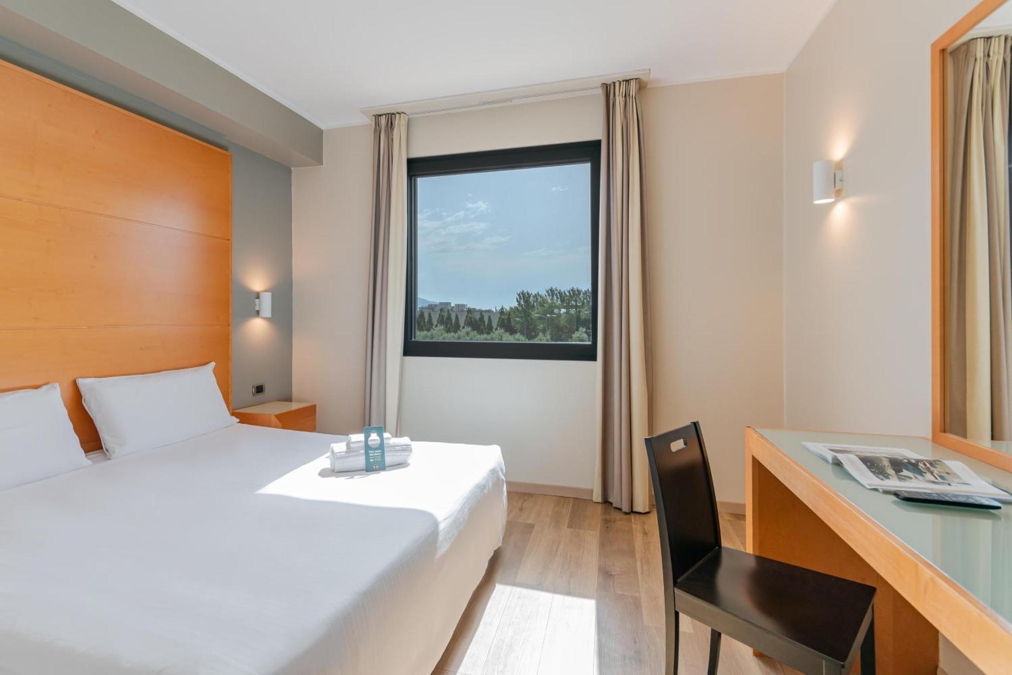 B&B Hotel Pisa Airport Bagian luar foto
