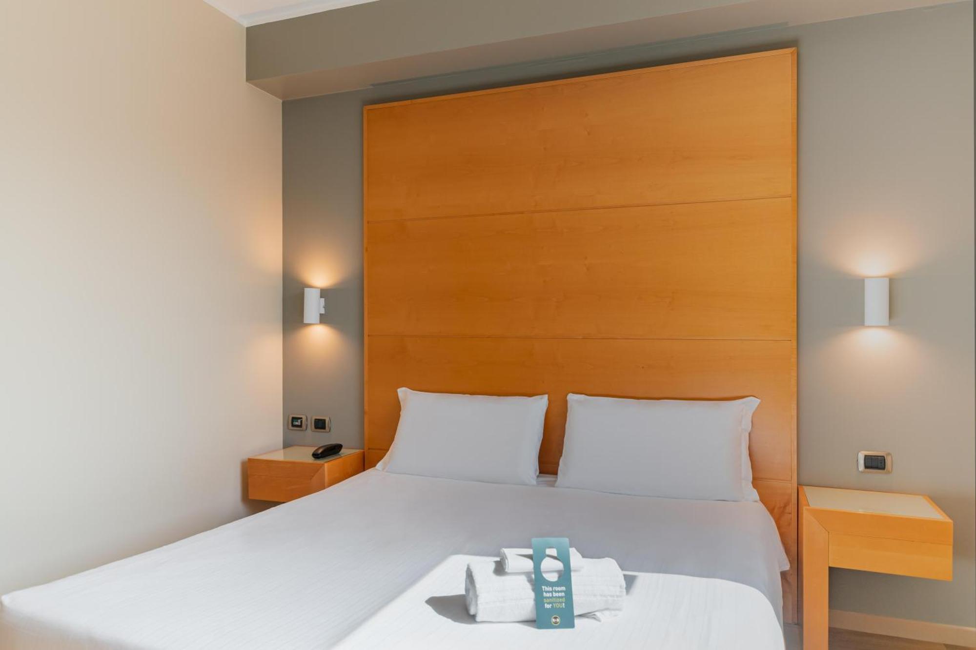 B&B Hotel Pisa Airport Bagian luar foto