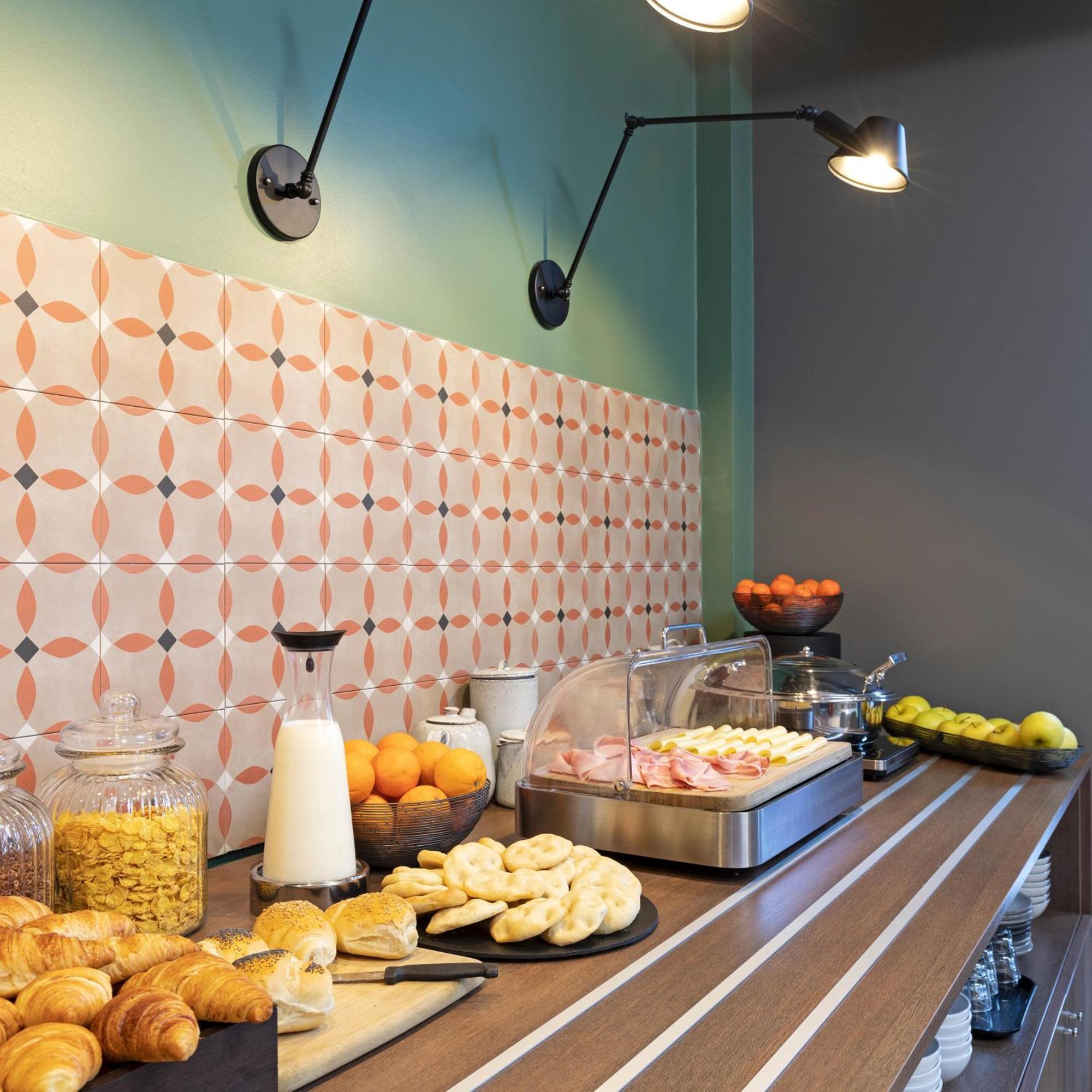 B&B Hotel Pisa Airport Bagian luar foto